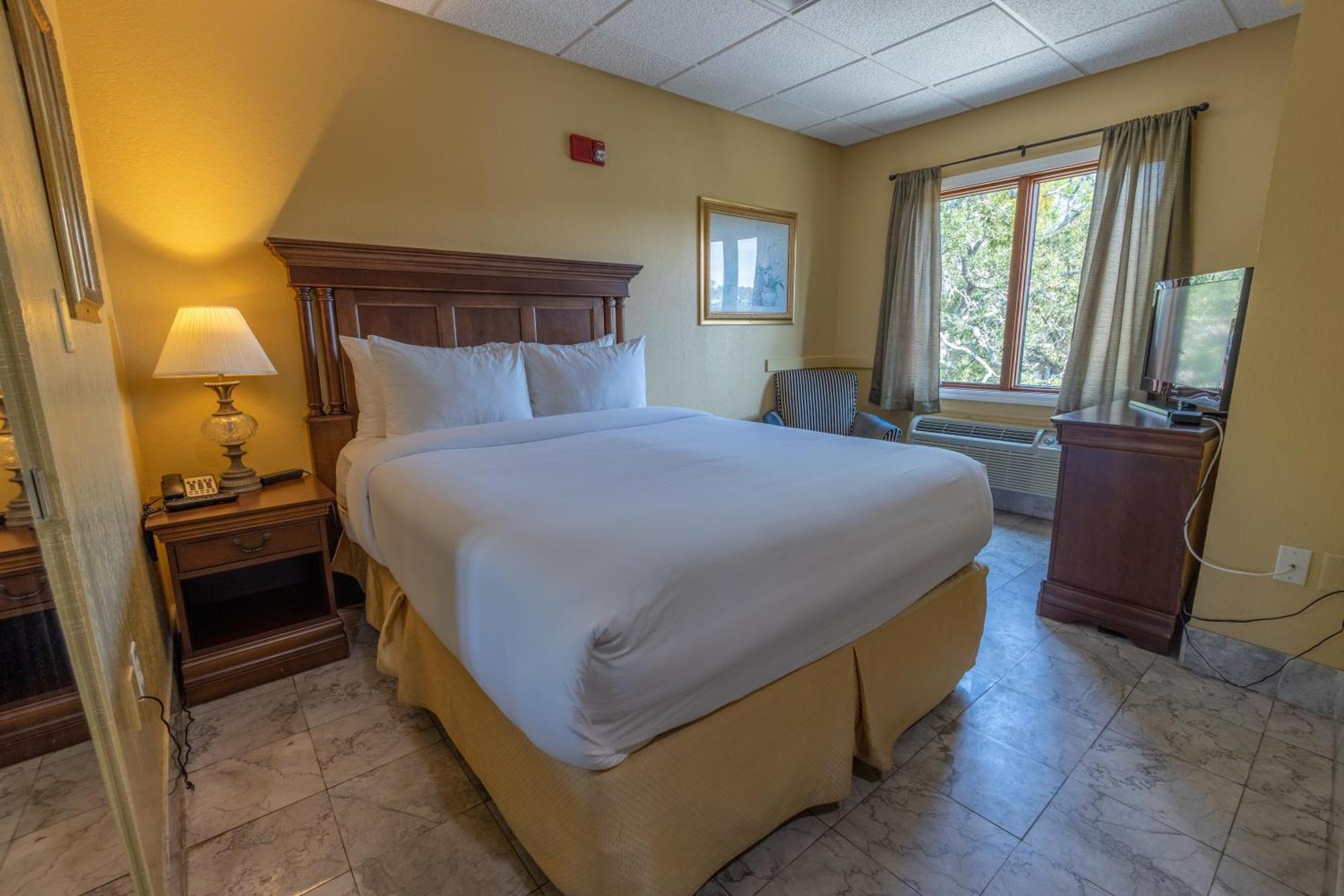 Ocean Inn & Suites St. Simons Island Zewnętrze zdjęcie