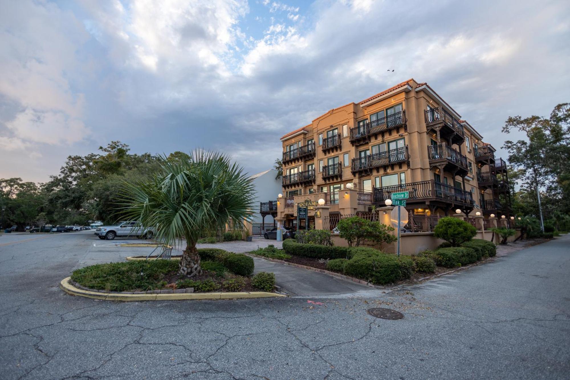 Ocean Inn & Suites St. Simons Island Zewnętrze zdjęcie