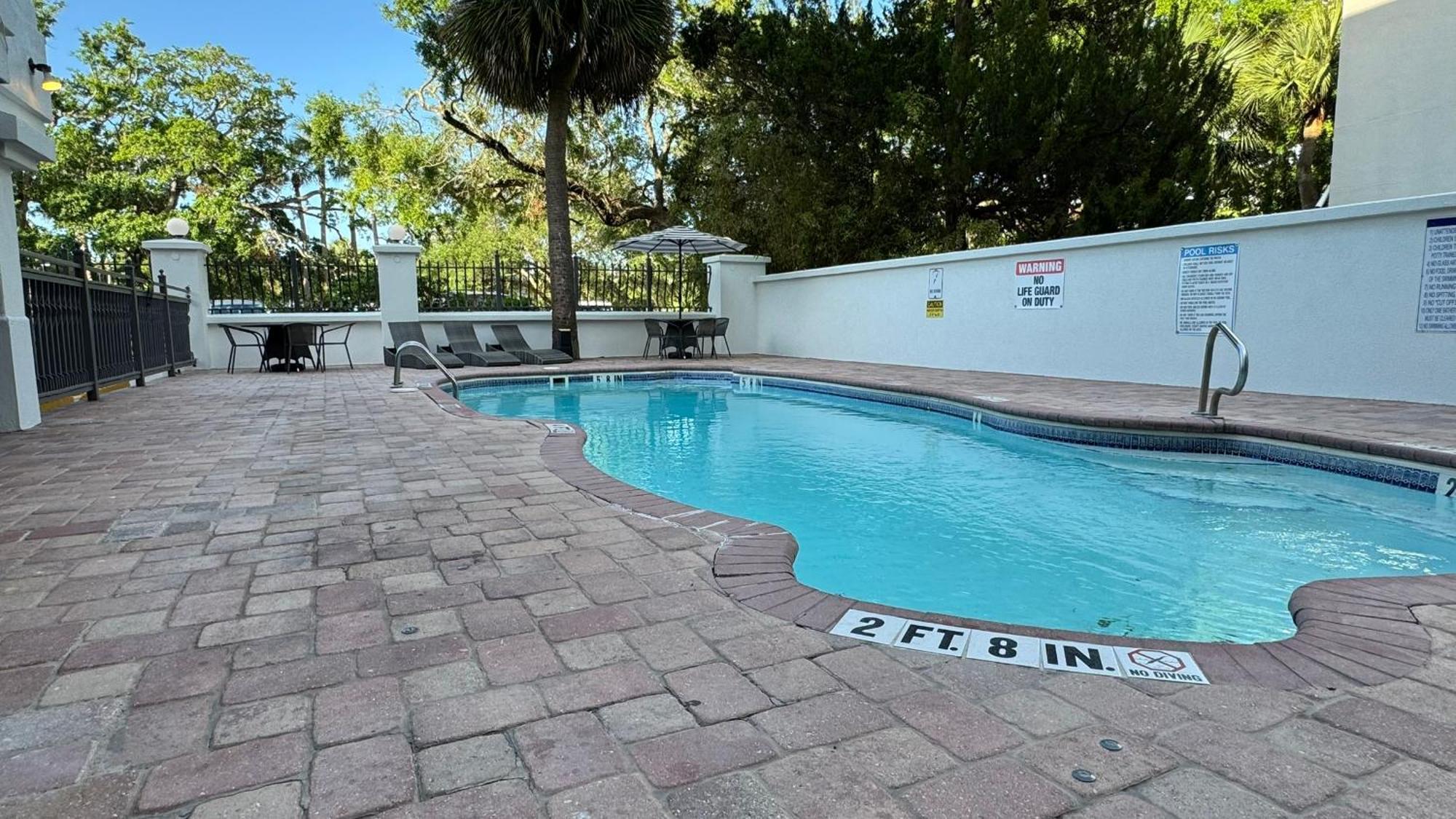 Ocean Inn & Suites St. Simons Island Zewnętrze zdjęcie