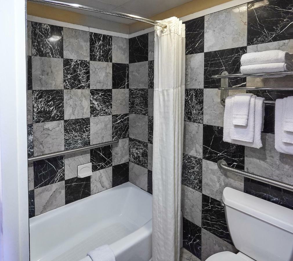 Ocean Inn & Suites St. Simons Island Zewnętrze zdjęcie